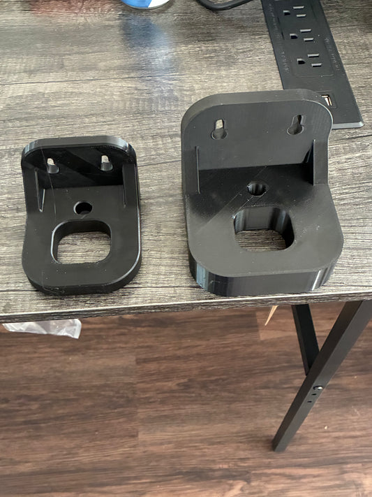 iK Sprayer Wall Mount – Slim, Space-Saving Redesign